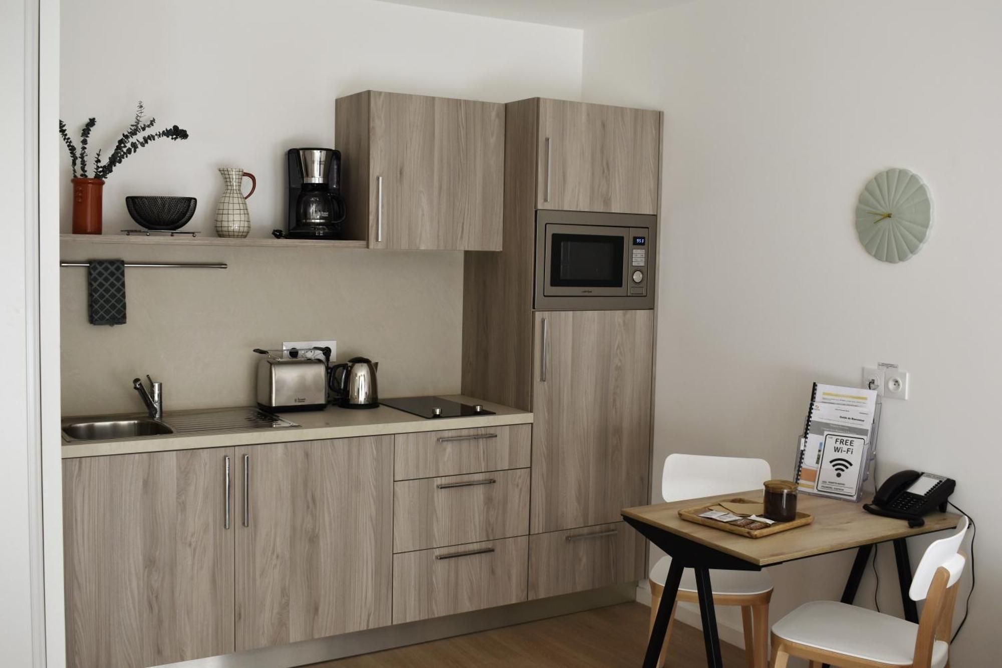 Aparthotel Domitys L'Esquisse à Valenciennes Extérieur photo